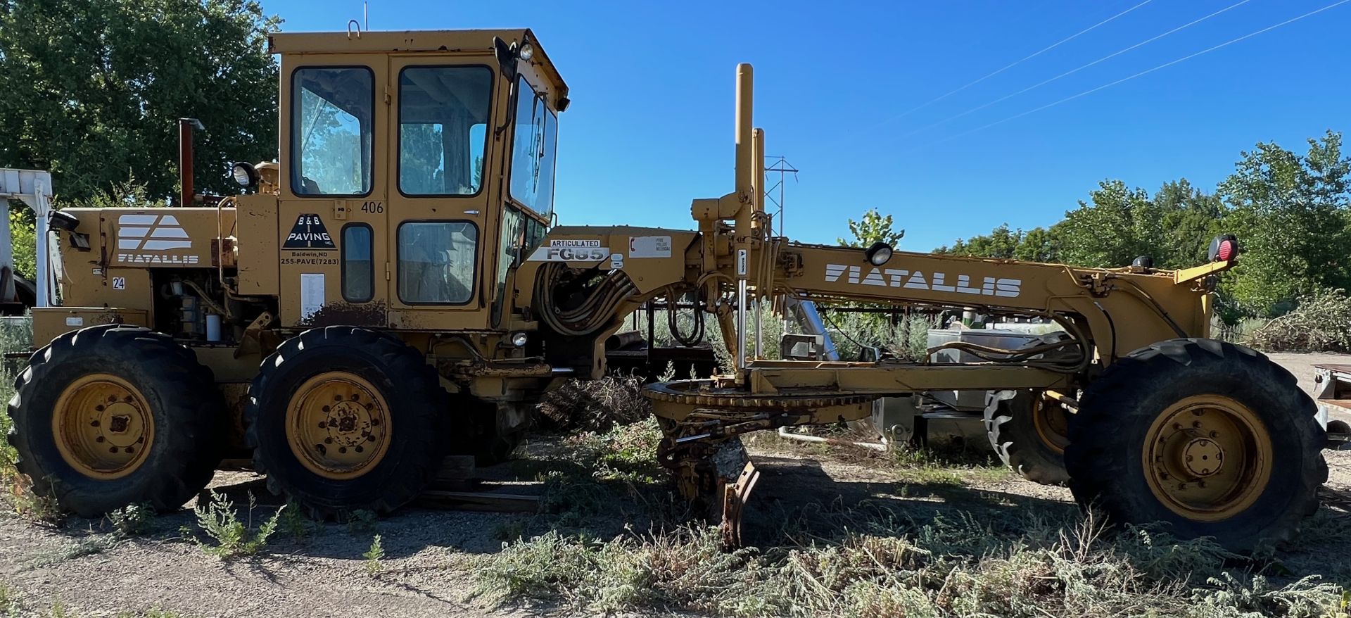 FIATALLIS ROAD GRADER