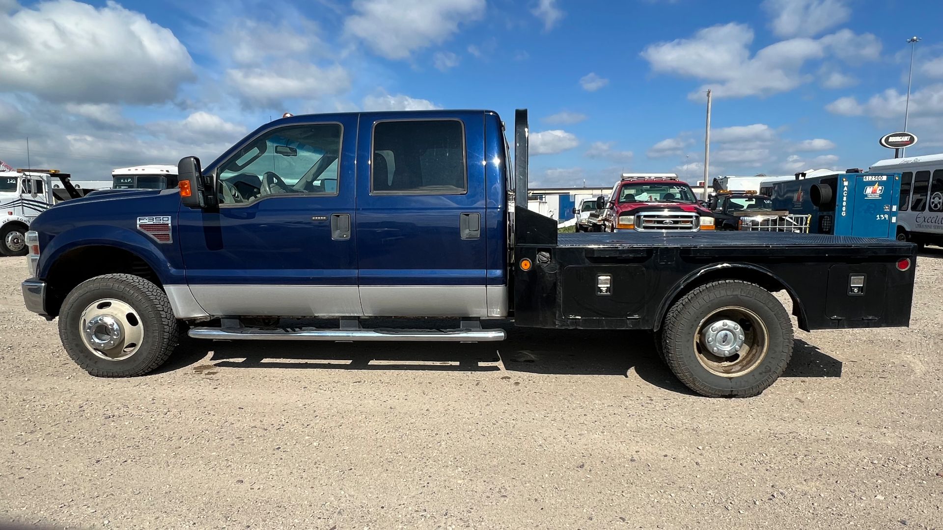 2008 FORD F 350 LARIAT SUPER DUTY TRUCK - Image 2 of 10