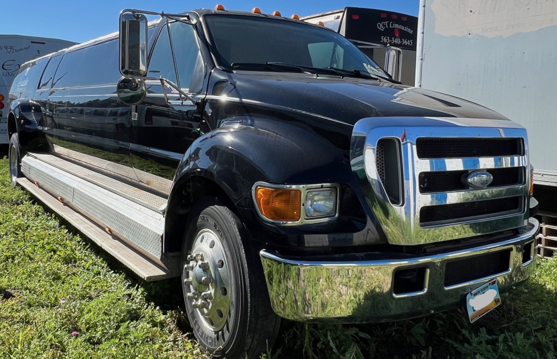 2007 FORD F650 SUPER DUTY LIMO - Image 2 of 5