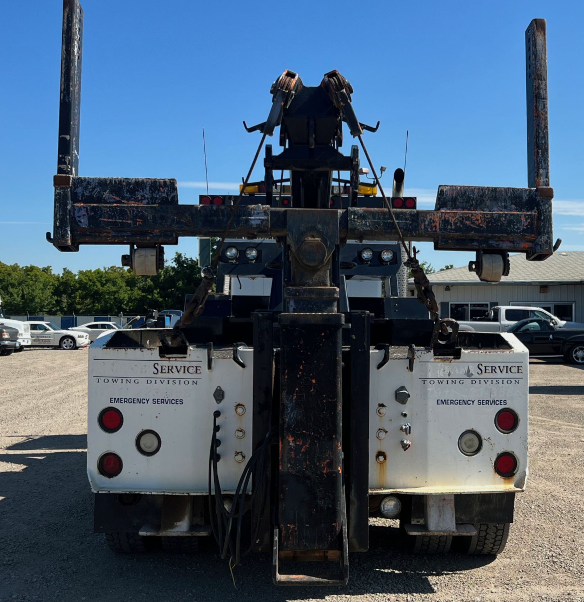 1989-25 TON KENWORTH TOW TRUCK - Image 2 of 7