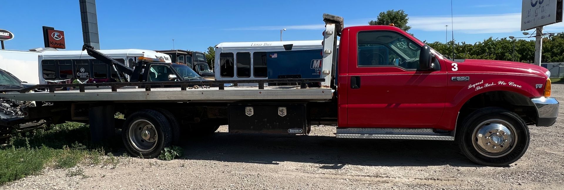 1999-FORD F550 XLT SUPER DUTY TOW TRUCK - Image 3 of 7