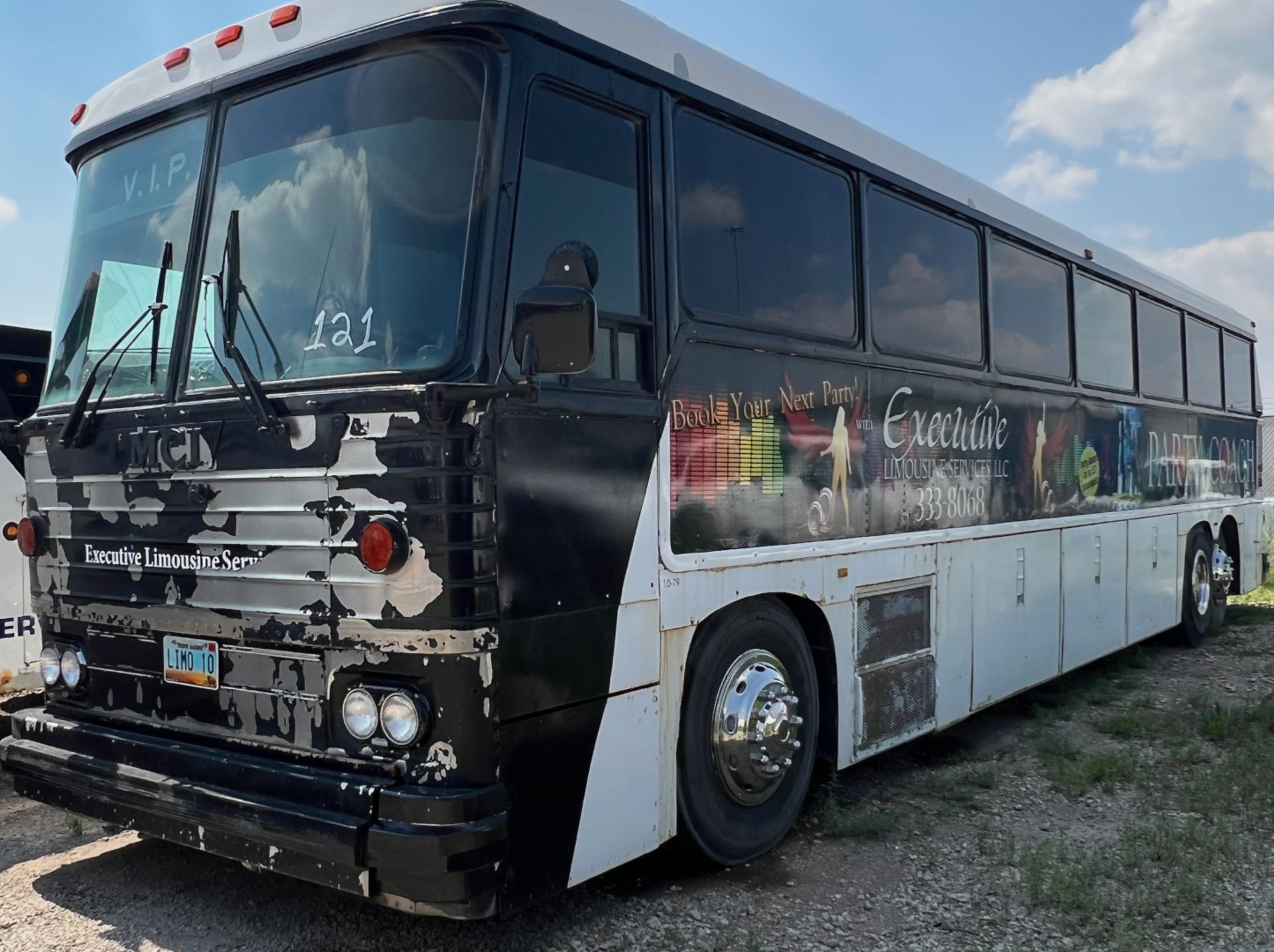 1979 MCI PARTY BUS