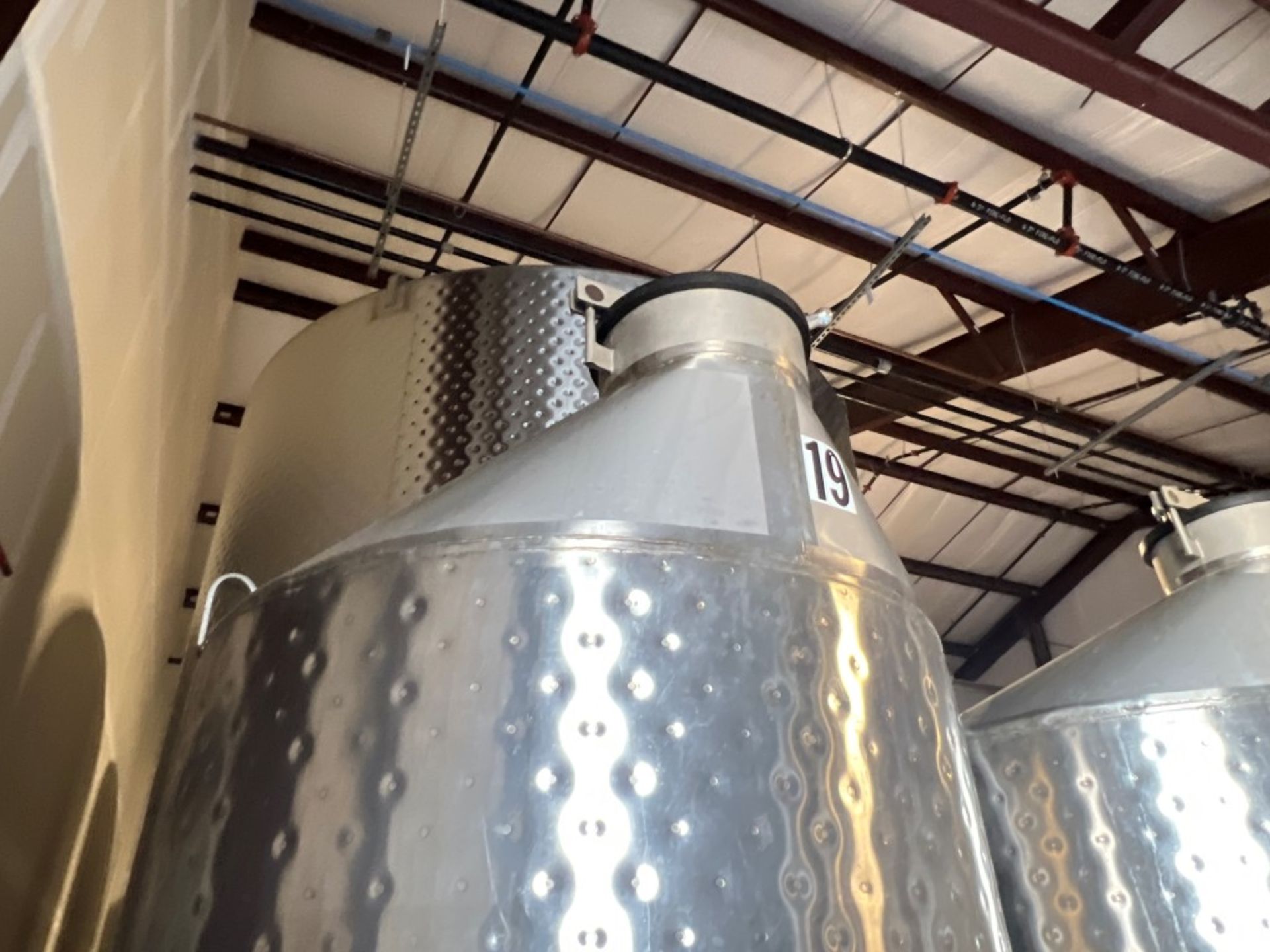 375 gal Stainless Wine Fermenting Tank - Image 2 of 9