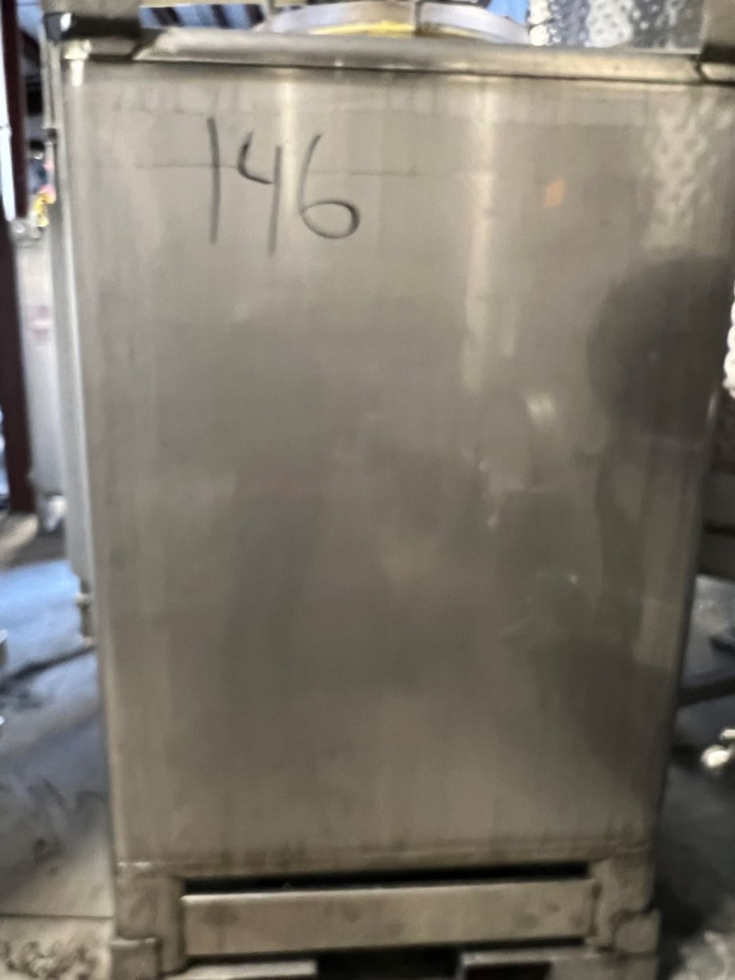 550 gal Stainless Wine Storage Tank - Image 9 of 9