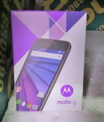 2x Motorola Moto G 3rd Gen - Pay As You Go Mobile Phones