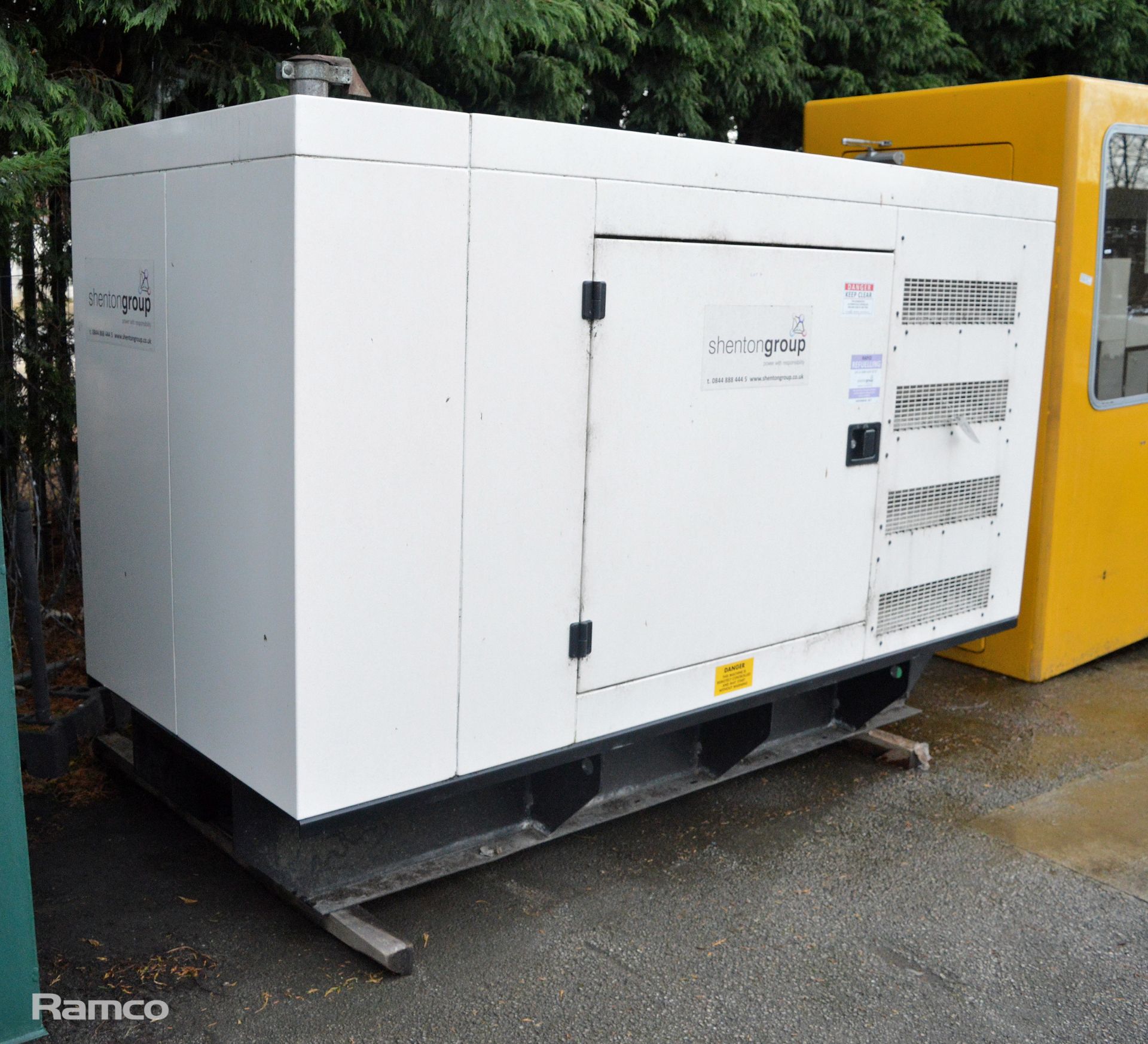 Scorpion Power Systems 91KVA generator - Model ST91SI - 415V - 50 hz - only 43 running hours! - Image 2 of 26