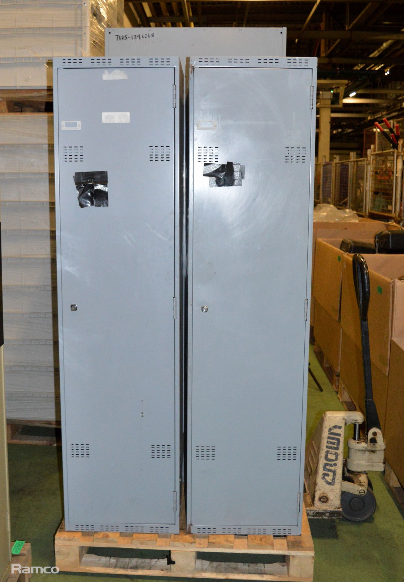 2x Metal Lockers - L450 x W450 x H1800 mm, 1 Metal locker - W 760mm x D 510mm x 2010mm