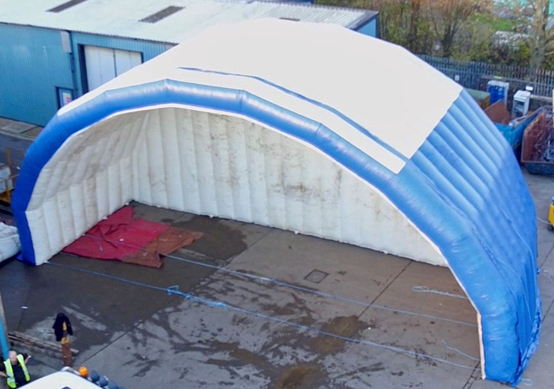 3 section inflatable shelter - Full details in description - Image 30 of 48