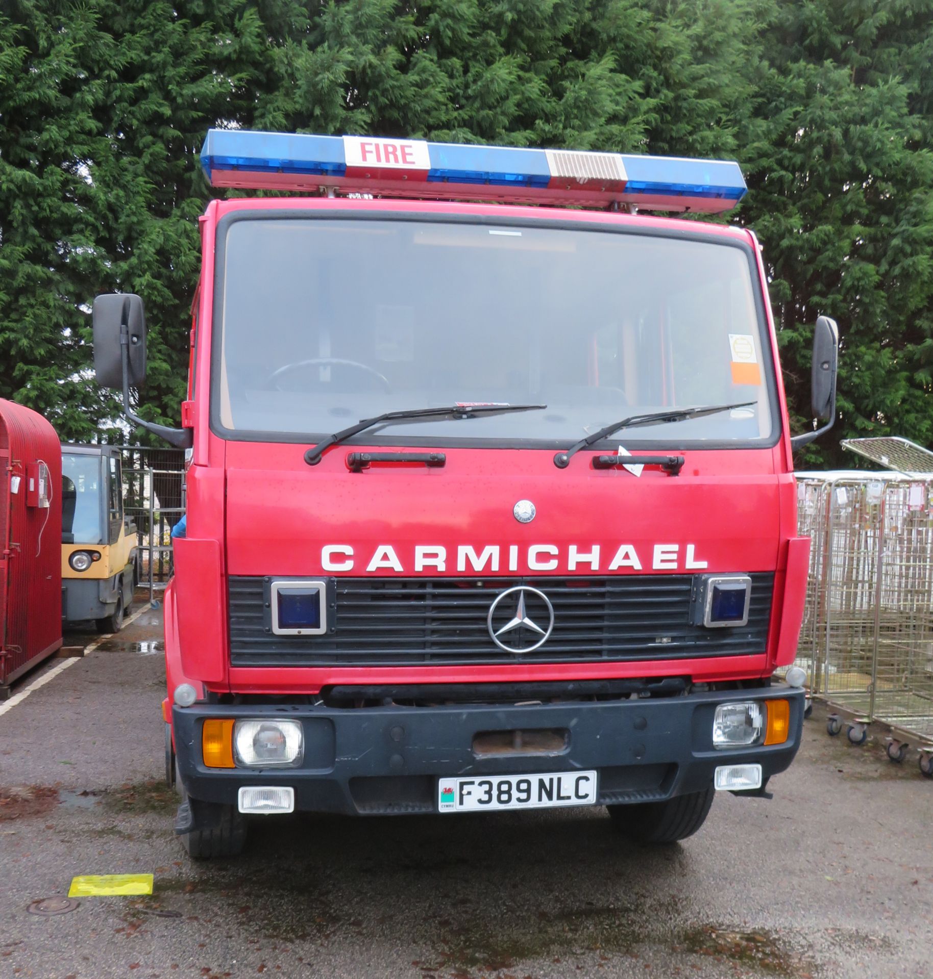 Carmichael 1120 Fire Engine - F reg - 1988 - Red - 958cc - Diesel - Mercedes-Benz Daimler-Benz Motor - Image 2 of 63