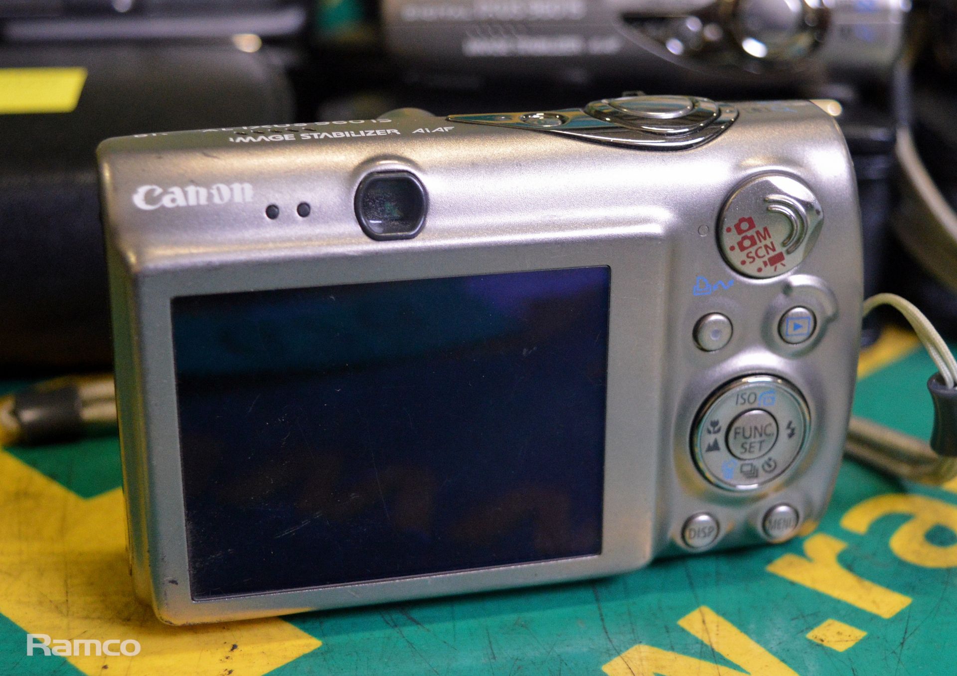 9x Canon IXUS 960IS Digital Cameras in Cases - Image 3 of 6