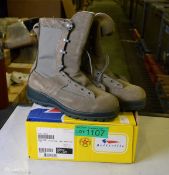 Belleville Combat Boots Size 7.5 R - Goretex