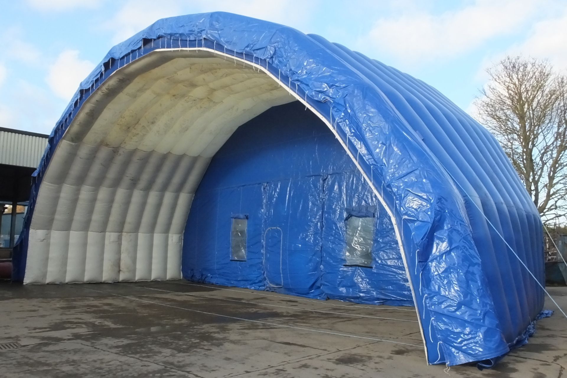 3 section inflatable shelter - Full details in description - Image 2 of 48