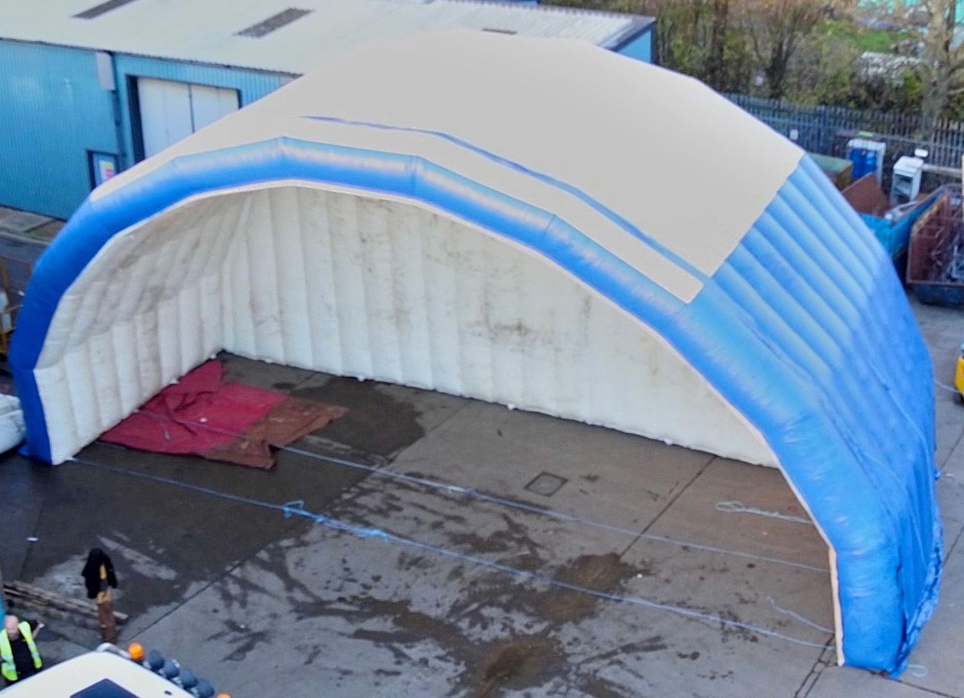 3 section inflatable shelter - Full details in description - Image 31 of 48