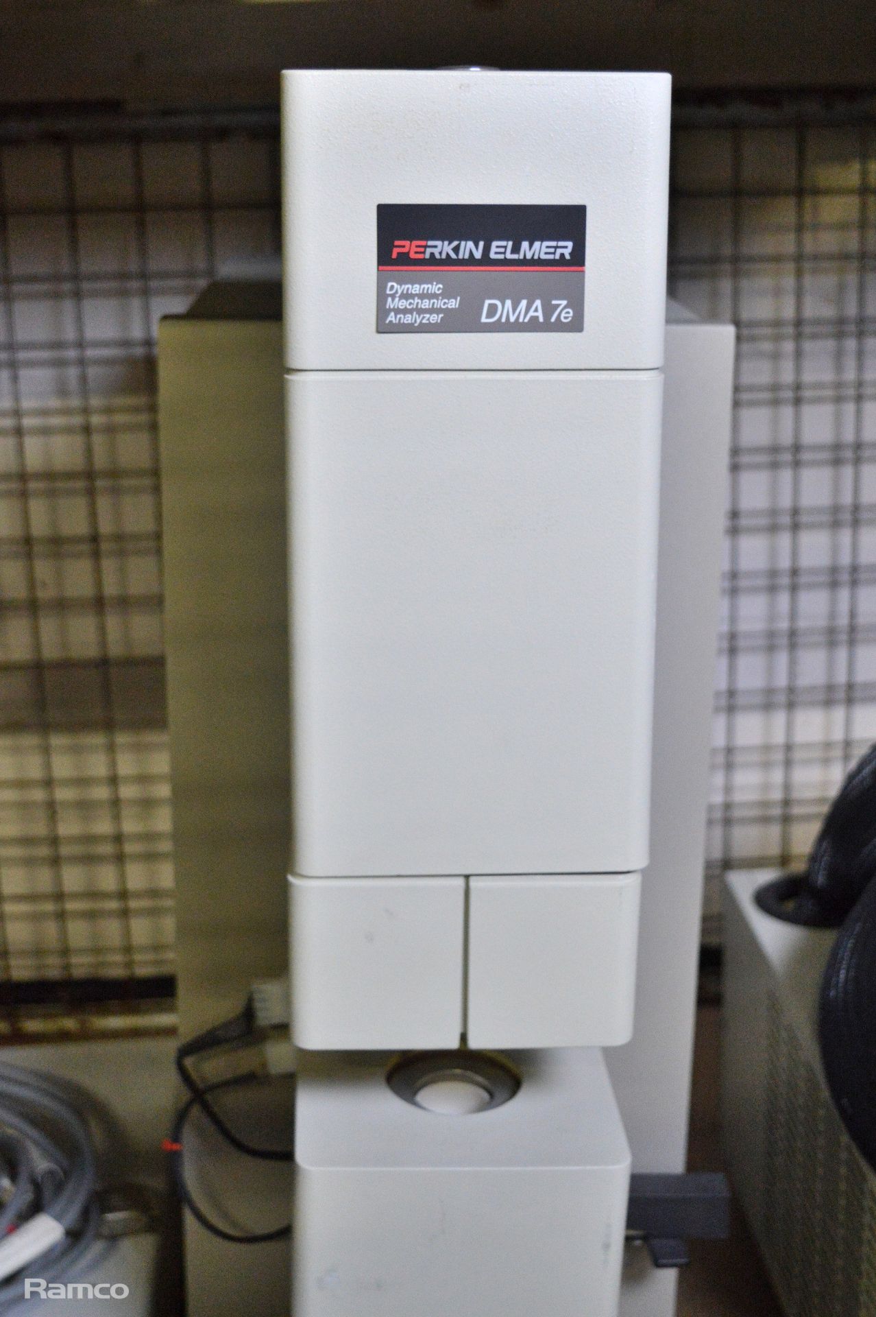 Perkins Elmer DMA 7e Dynamic Mechanical Analyzer Unit, Perkins Elmer TAC-7/DX Thermal Anal - Image 5 of 7