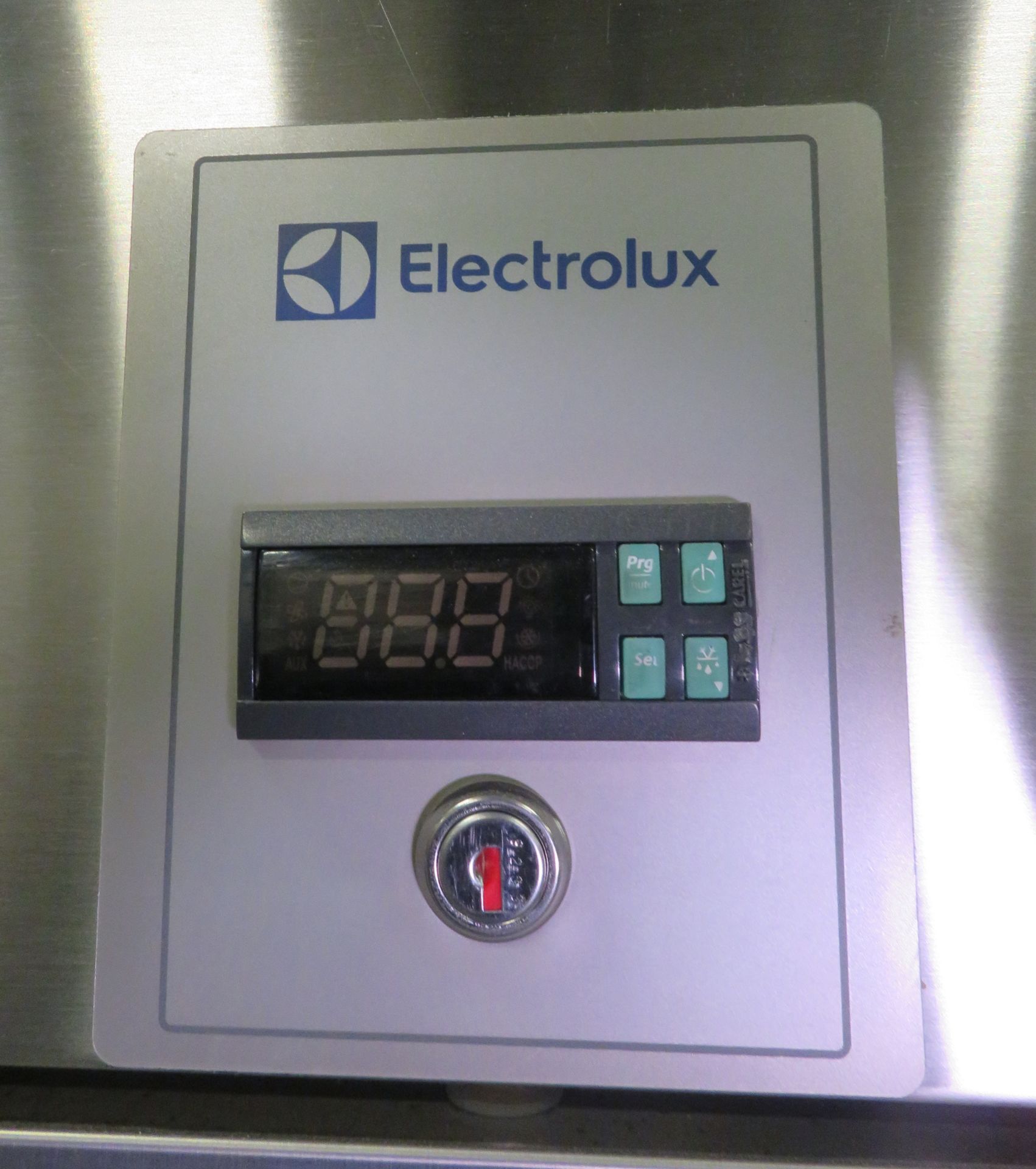 Electrolux RE4142FFCG Double Door Freezer - W1440 x D830 x H2100mm - Image 2 of 4