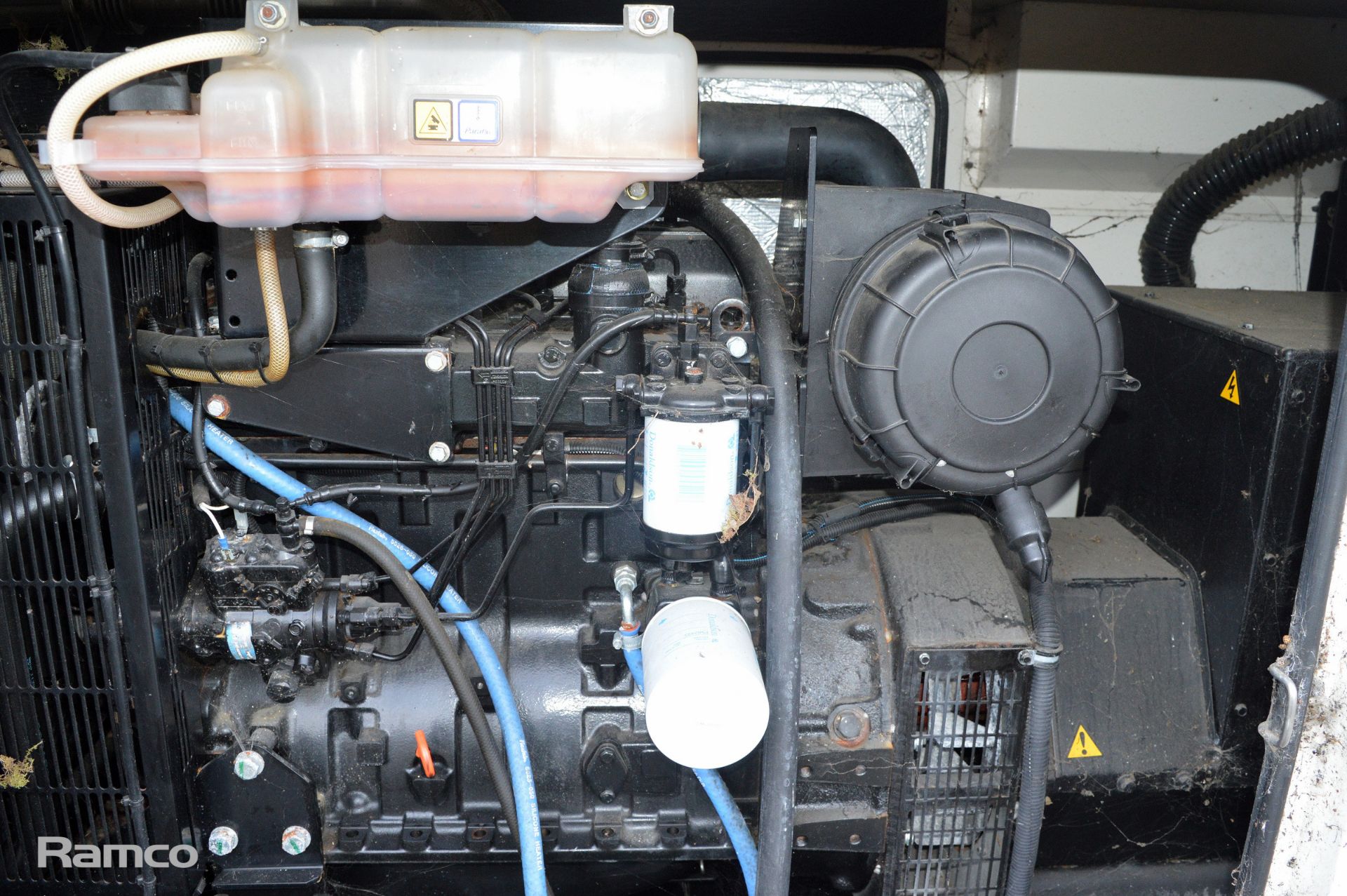 Scorpion Power Systems 91KVA generator - Model ST91SI - 415V - 50 hz - only 43 running hours! - Image 8 of 26