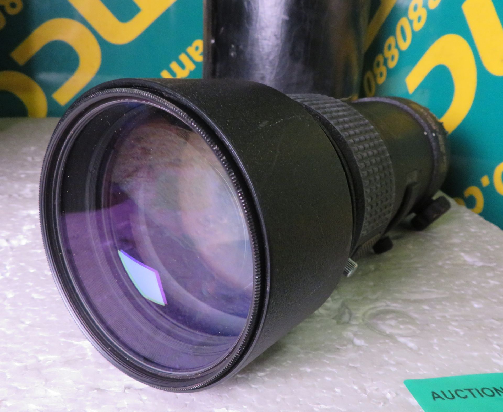 Nikon ED AF Nikkor 300mm 1:4 Lens - serial no. 214411 & Nikon CL-42 Case - Image 3 of 5
