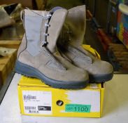 Belleville Combat Boots Size 7 R - Goretex