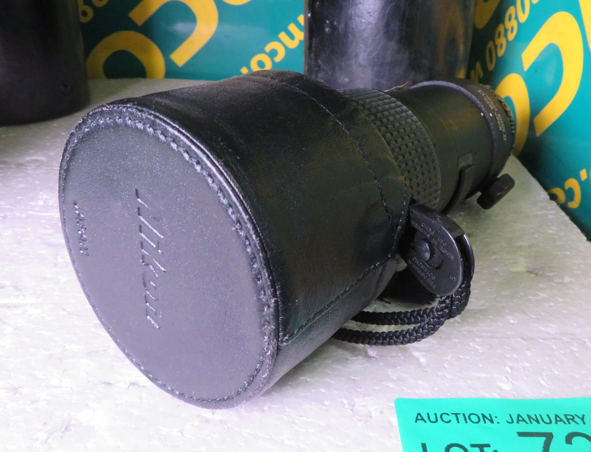 Nikon ED AF Nikkor 300mm 1:4 Lens - serial no. 214411 & Nikon CL-42 Case - Image 2 of 5