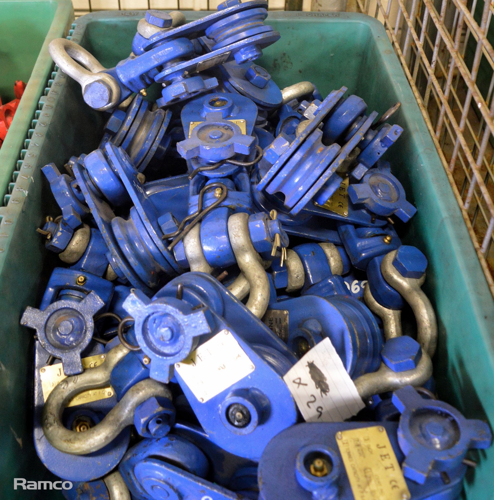 29x Jet pulley blocks - 3 inch - 7-9 mm diameter rope - 2T - Image 3 of 6