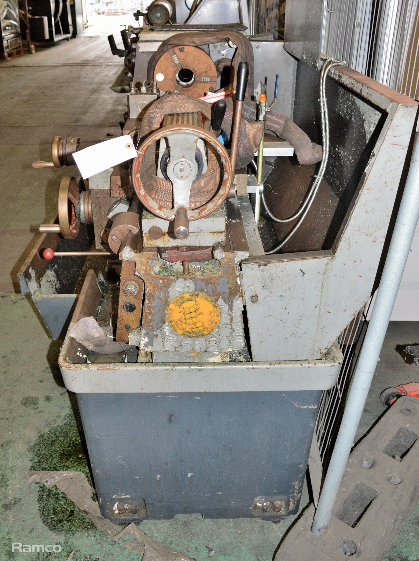 Colchester Triumph 2000 Lathe - 3 Jaw Chuck with teeth, Tail stock, Tool post holder - Image 11 of 11