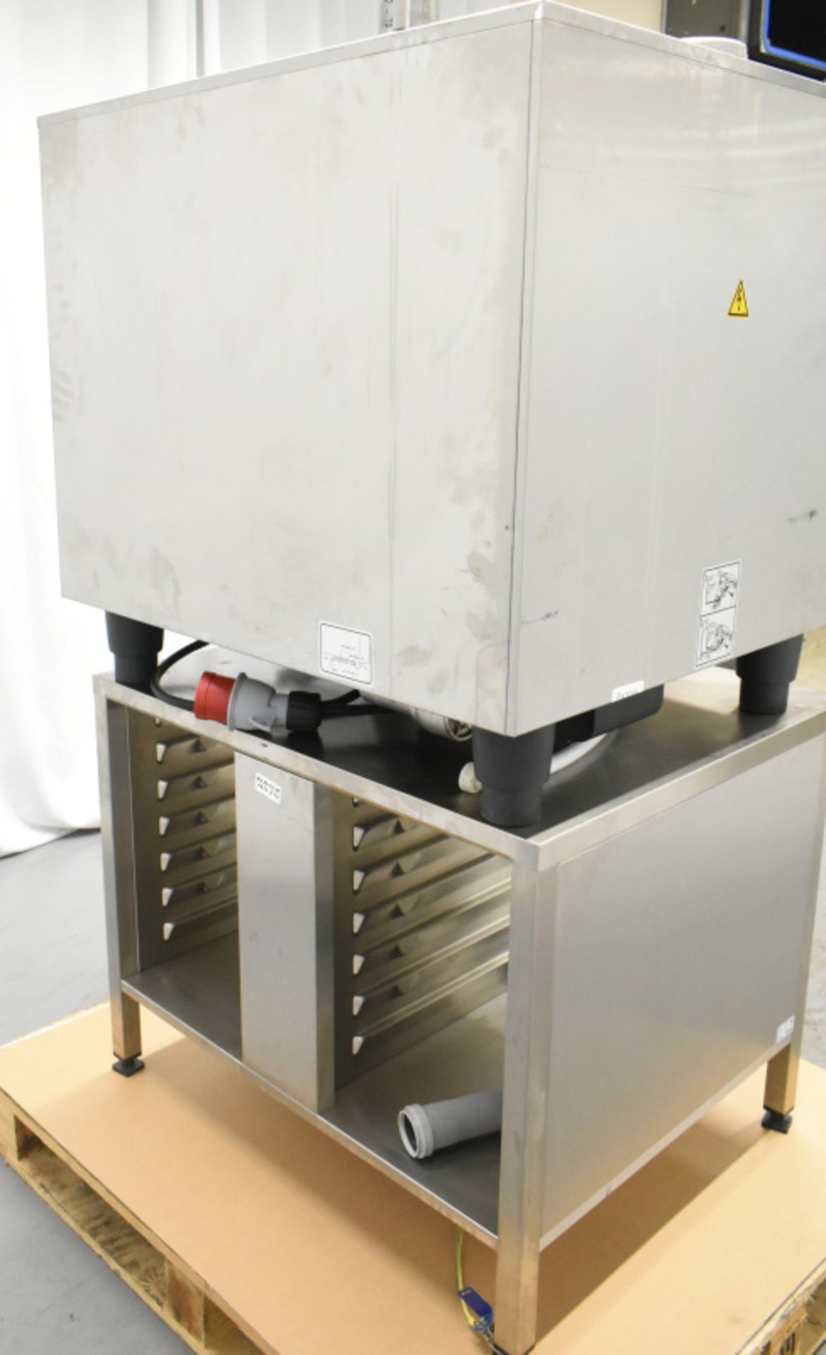 Rational Combi Oven on stand - Image 7 of 11