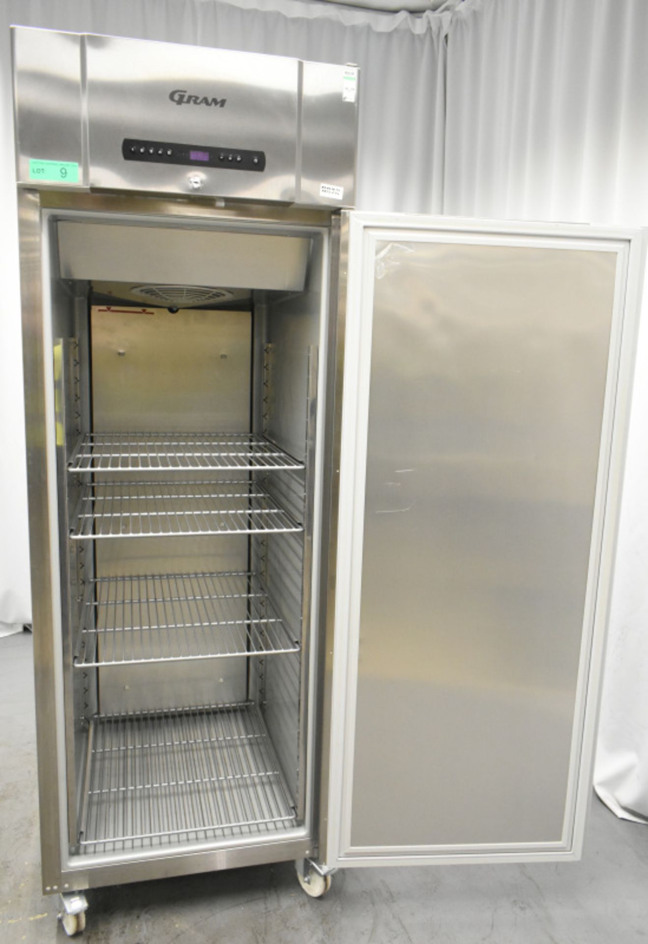 Gram Compact Single Door 583Ltr Cabinet Fridge K 610 RG C4N - Image 4 of 9