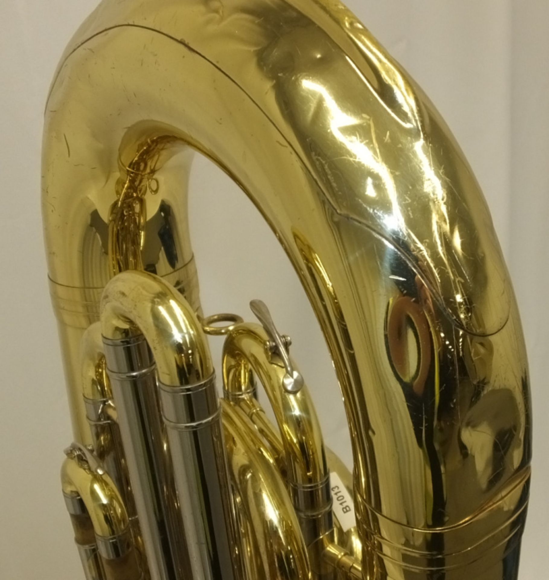 Yamaha YEB631 Tuba with 2x Denis Wick mouthpieces in case - Serial number 100357 - Image 17 of 23