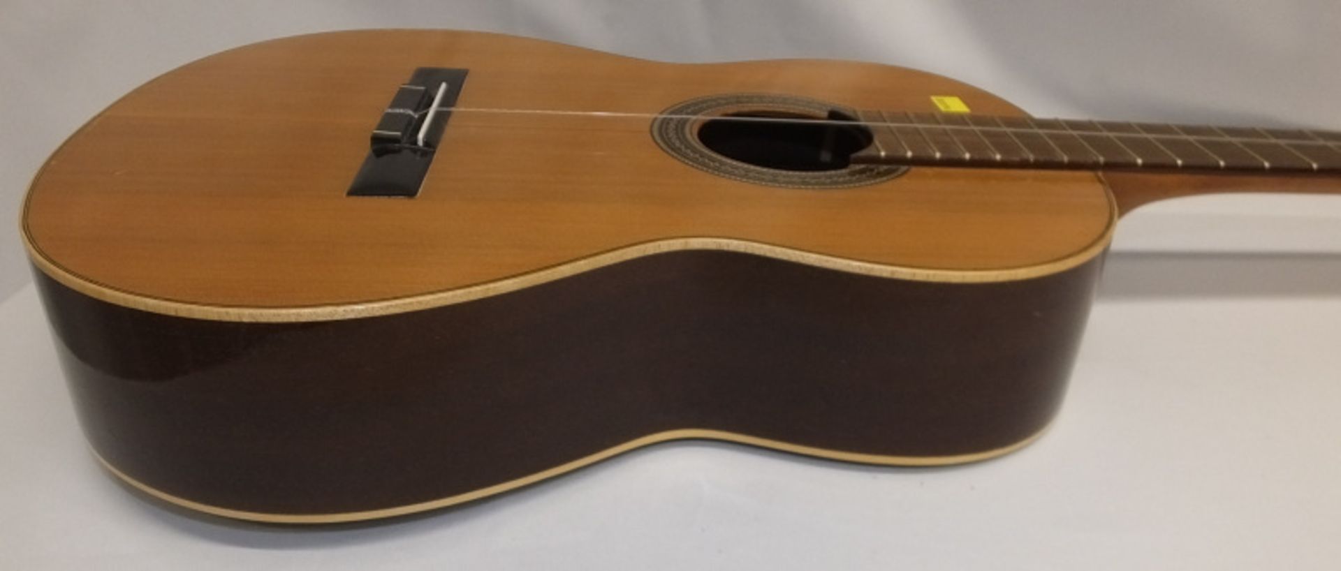 Vicente Sanchis Constructor 28s Acoustic Guitar in case (needs new strings) - Image 9 of 13