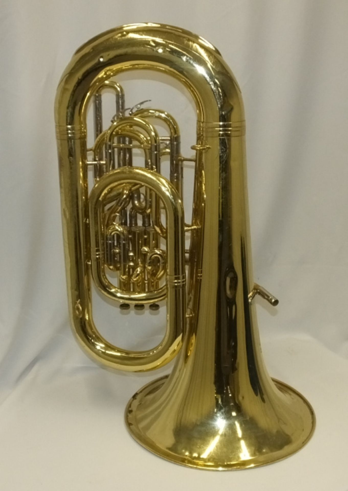 Yamaha YEB631 Tuba with 2x Denis Wick mouthpieces in case - Serial number 100357 - Image 3 of 23