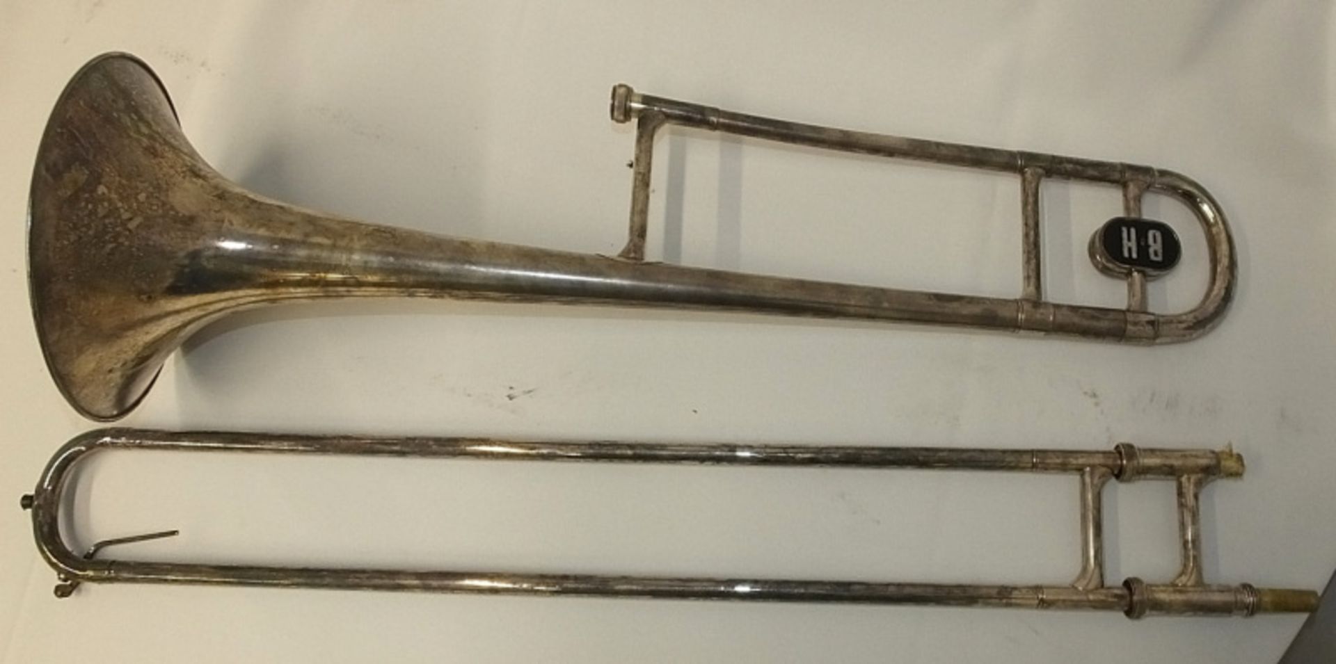 Boosey & Hawkes 636 Trombone in case - serial number 621249 - Please check photos carefully - Image 6 of 10