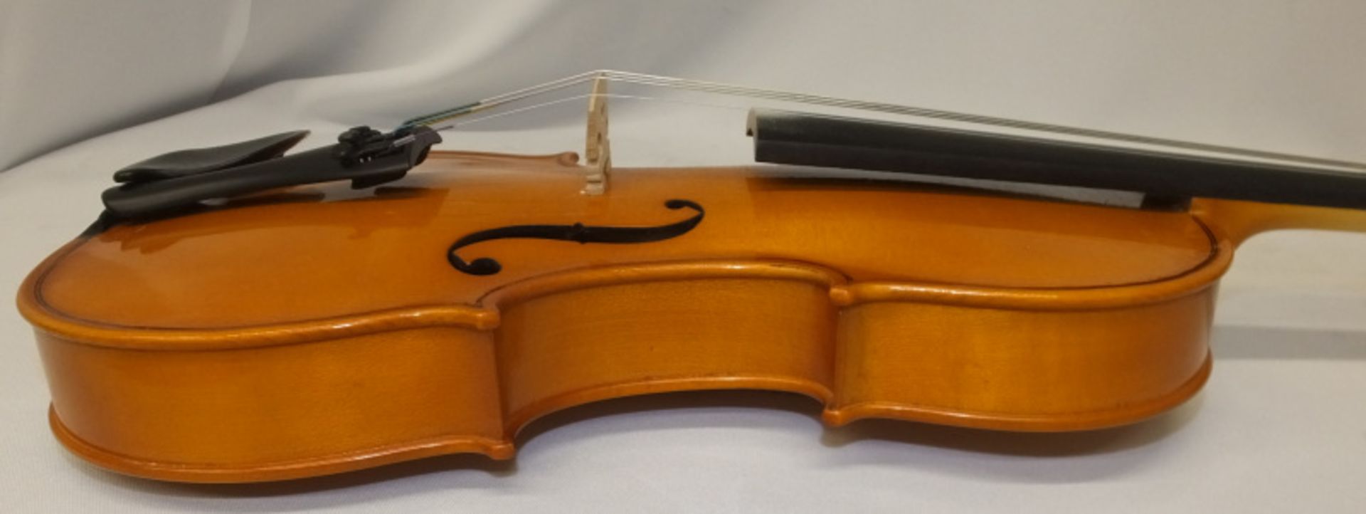 Andreas Zeller Violin & Case - Please check photos carefully for damaged or missing components - Image 8 of 17