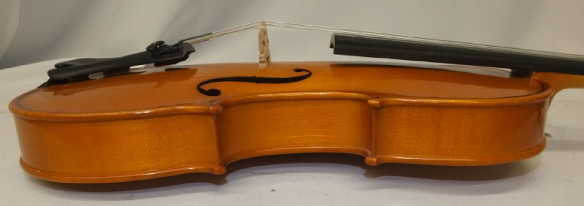 Andreas Zeller Violin (missing string) & Case - Please check photos carefully - Image 10 of 17