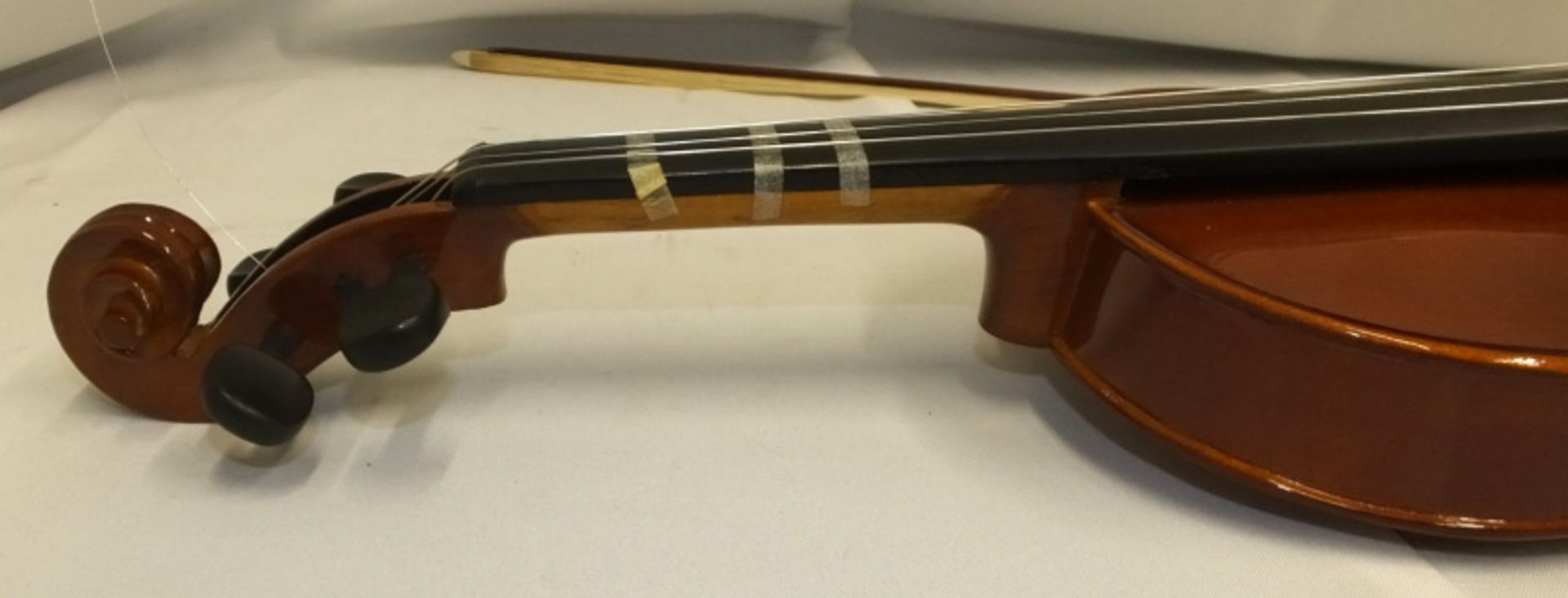 Stentor Student ST Violin (Broken String) & Stentor Case - Serial number M095467 - Image 13 of 17