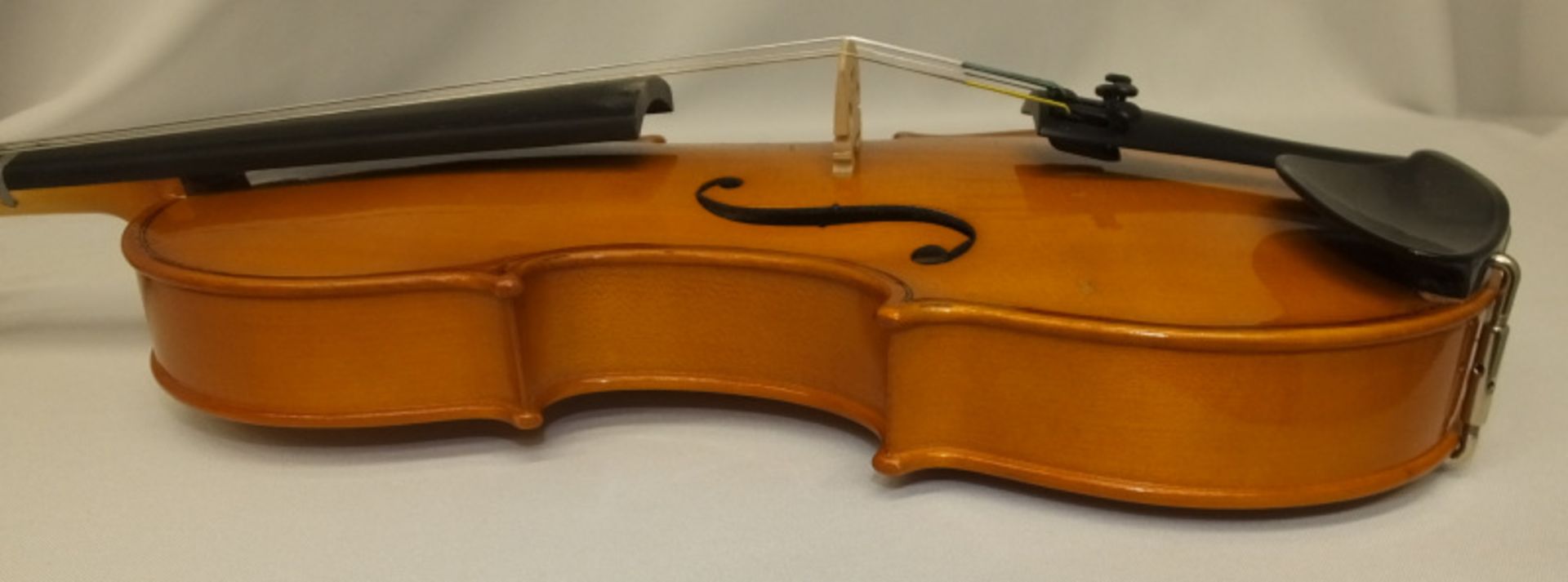 Andreas Zeller Violin & Case - Please check photos carefully for damaged or missing components - Image 8 of 18