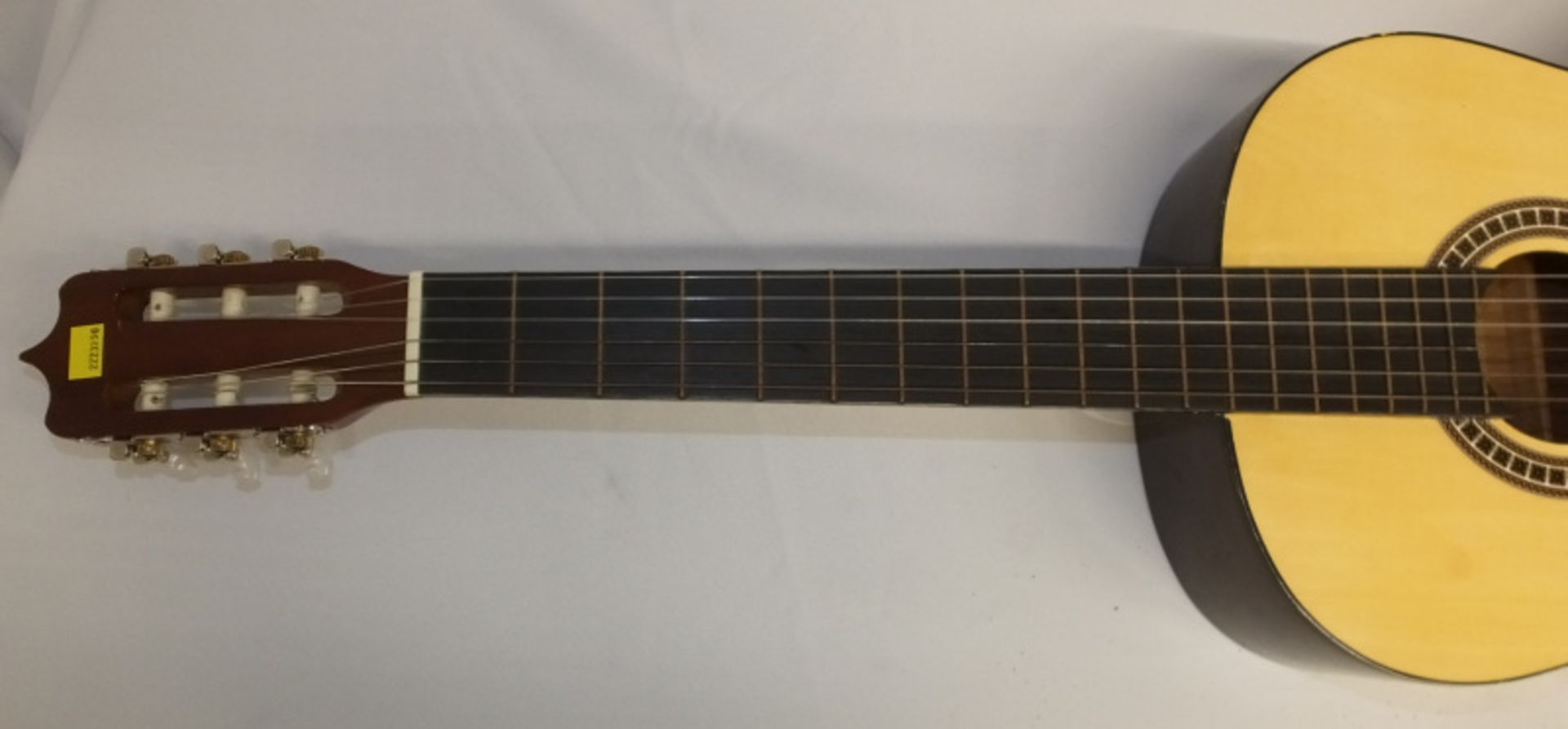 Guvnor GV504 Viva Acoustic Guitar - Image 5 of 15