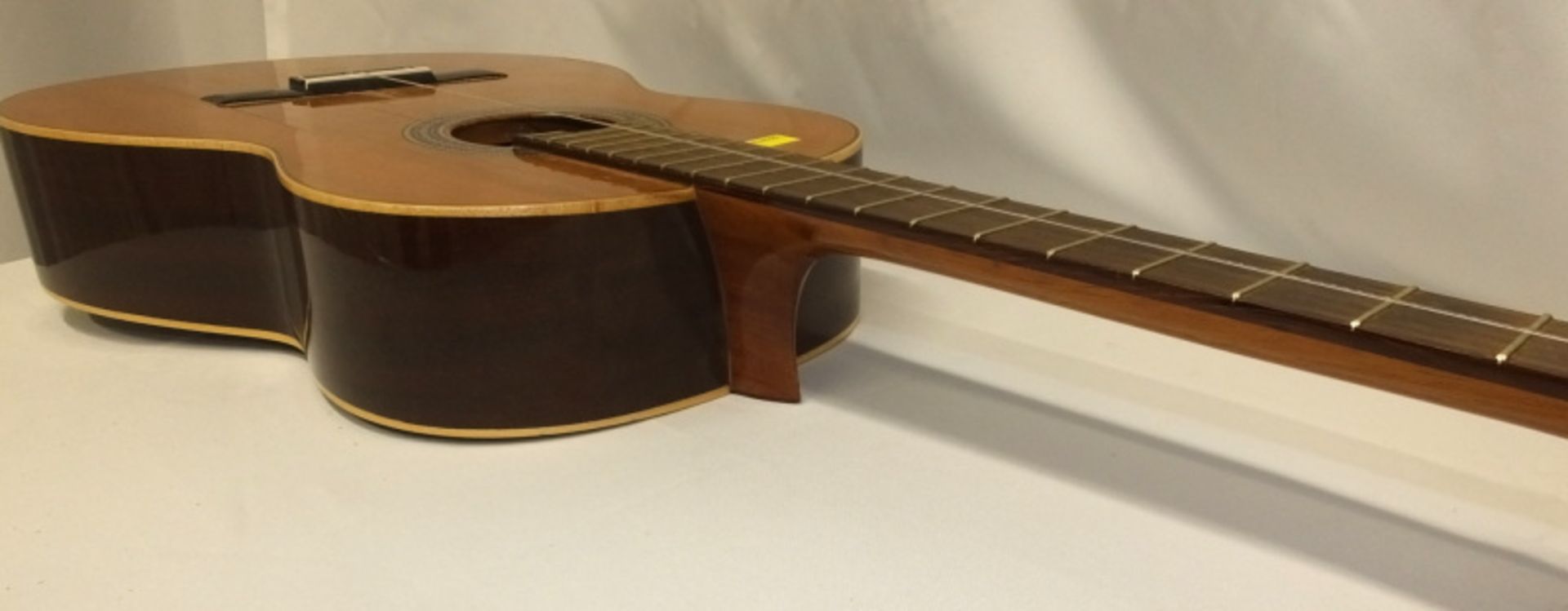 Vicente Sanchis Constructor 28s Acoustic Guitar in case (needs new strings) - Image 10 of 13