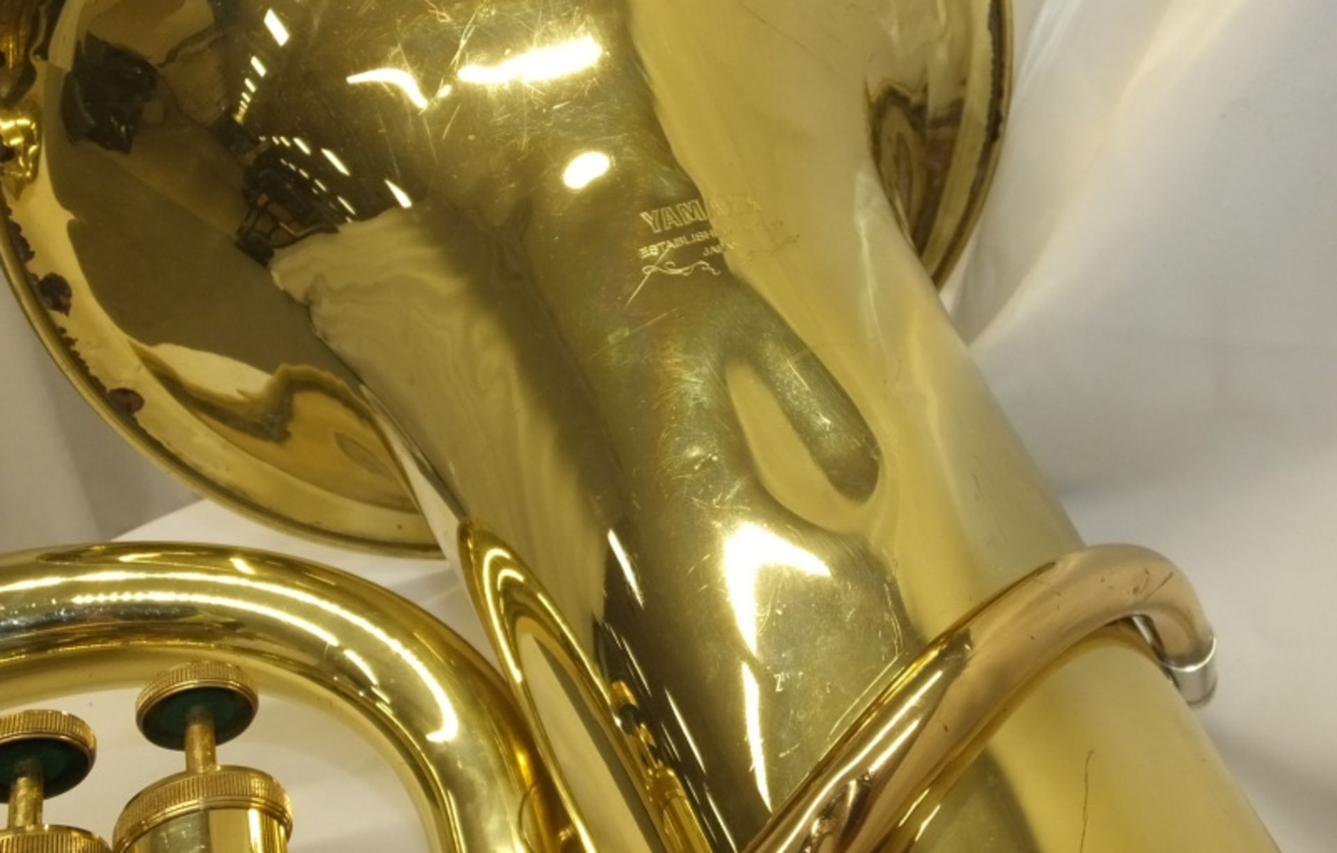 Yamaha YEB631 Tuba with 2x Denis Wick mouthpieces in case - Serial number 100357 - Image 8 of 23