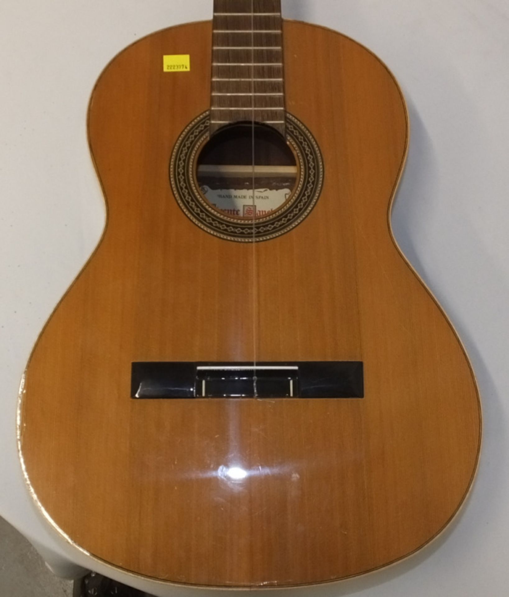 Vicente Sanchis Constructor 28s Acoustic Guitar in case (needs new strings) - Image 3 of 13