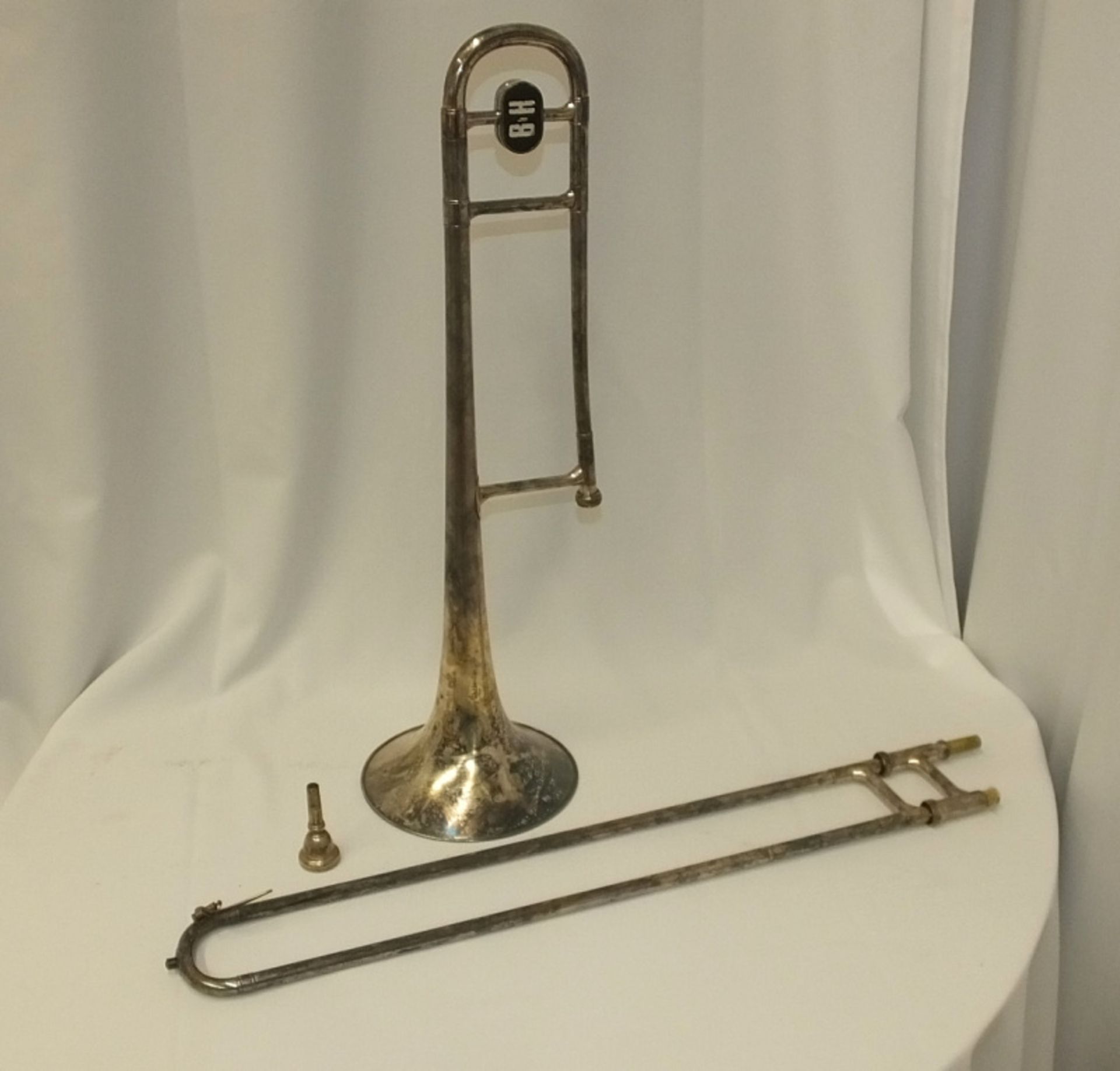 Boosey & Hawkes 636 Trombone in case - serial number 621249 - Please check photos carefully - Image 2 of 10