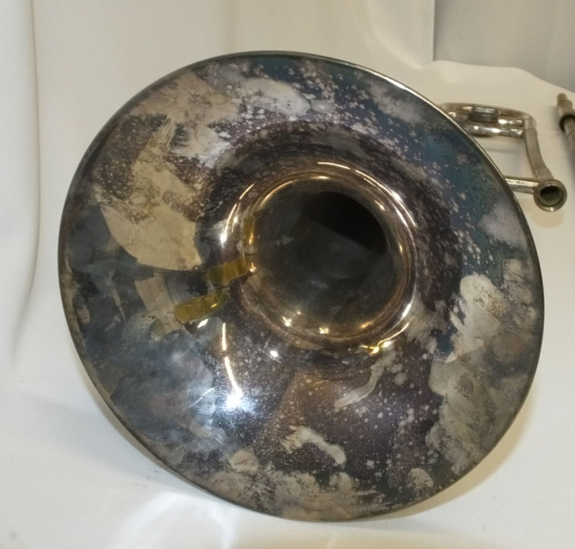 Boosey & Hawkes 636 Trombone in case - serial number 621249 - Please check photos carefully - Image 4 of 10