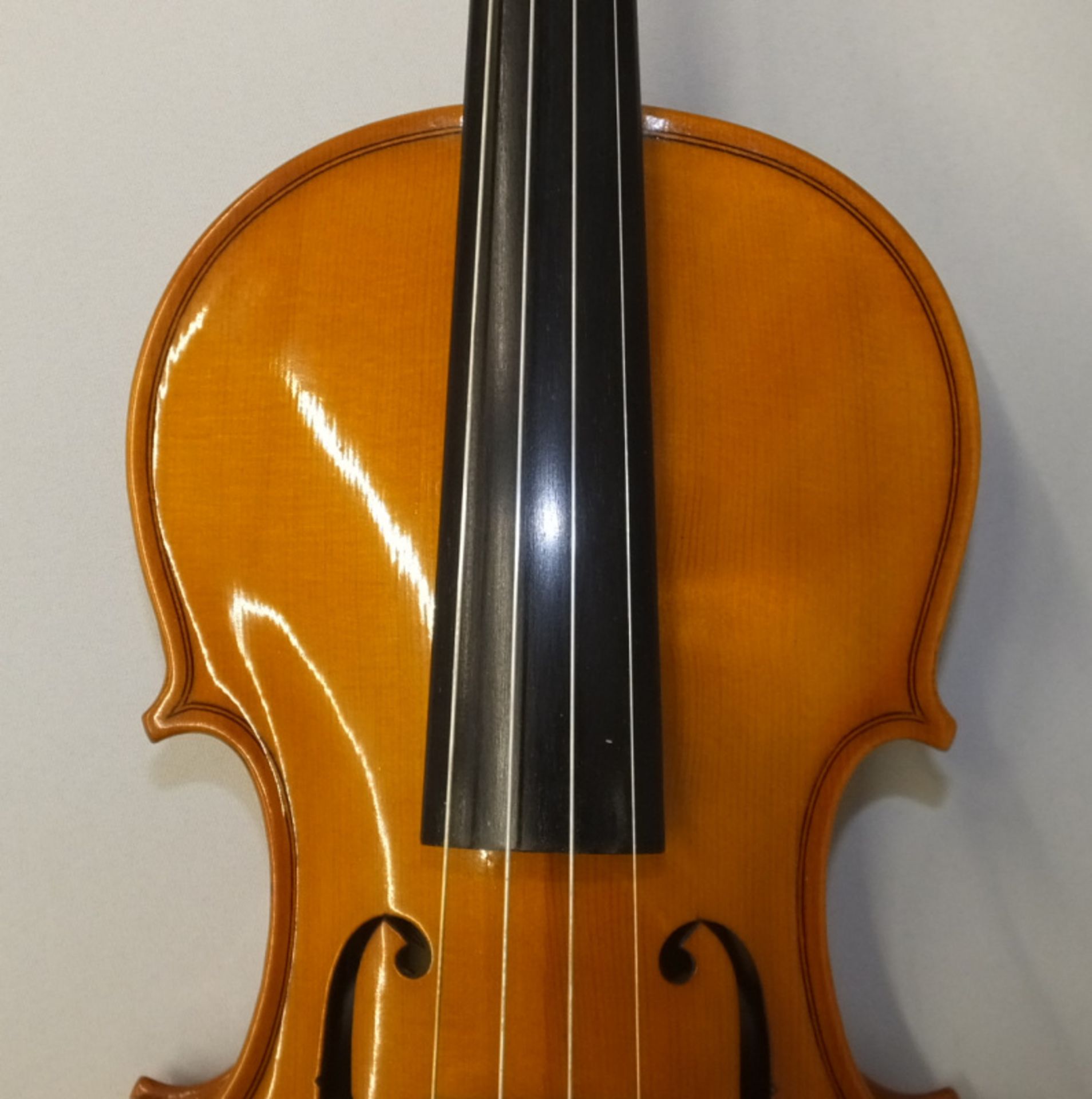 Andreas Zeller Violin & Case - Please check photos carefully for damaged or missing components - Image 6 of 18