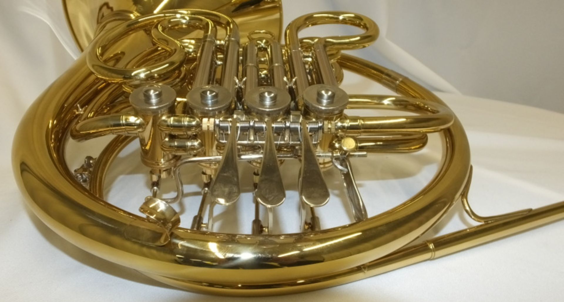 Gear 4 Music French Horn in case - Please check photos carefully for damaged or missing components - Image 5 of 11