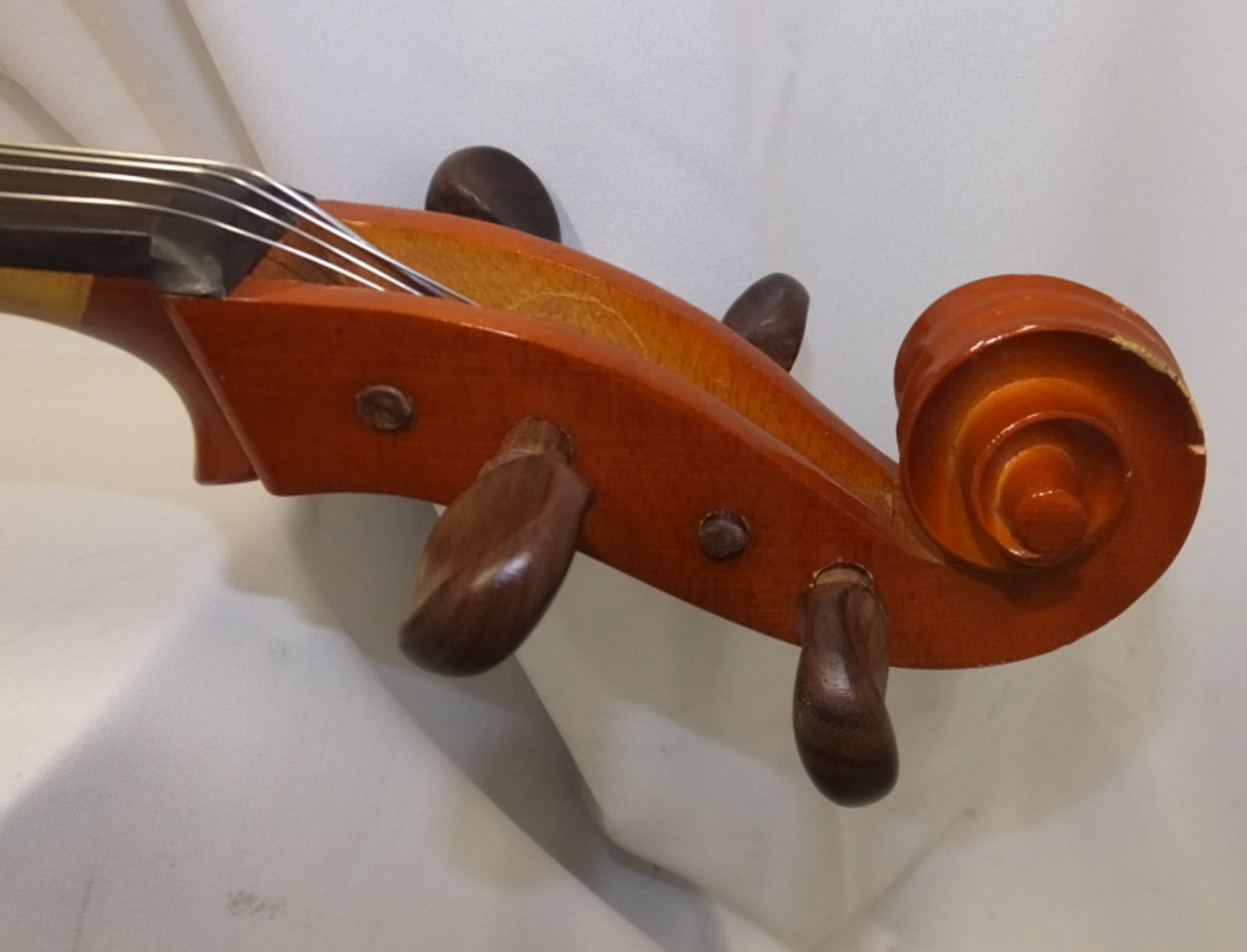 Cello in carry case (unbranded) - Please check photos carefully for damaged or missing components - Image 9 of 21