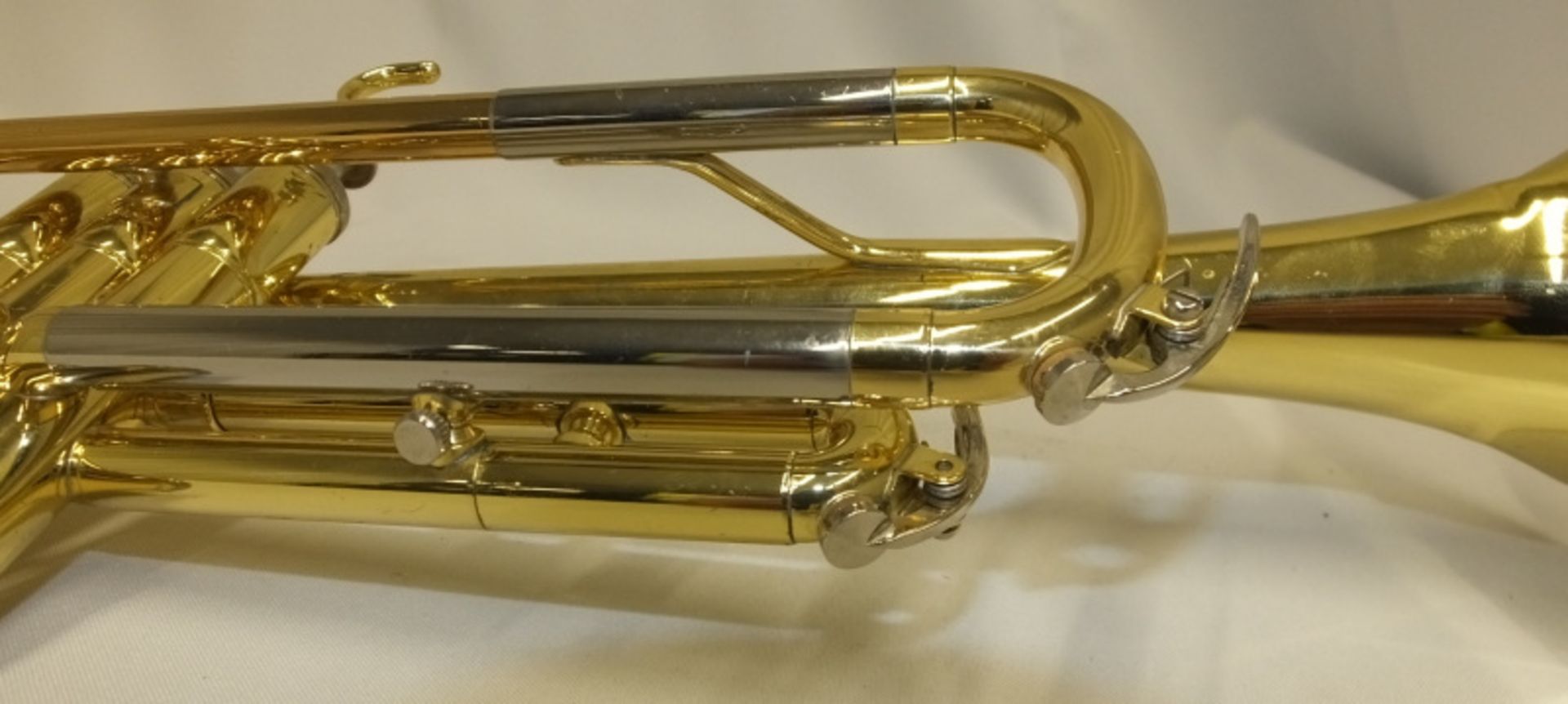 Yamaha YTR 2320E Trumpet in case - serial number 313803 - Please check photos carefully - Image 11 of 12