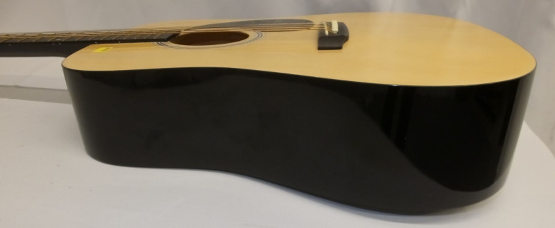 Squire SA-105 Acoustic Guitar - serial number CFS1314682 in Stagg guitar case - Image 6 of 11