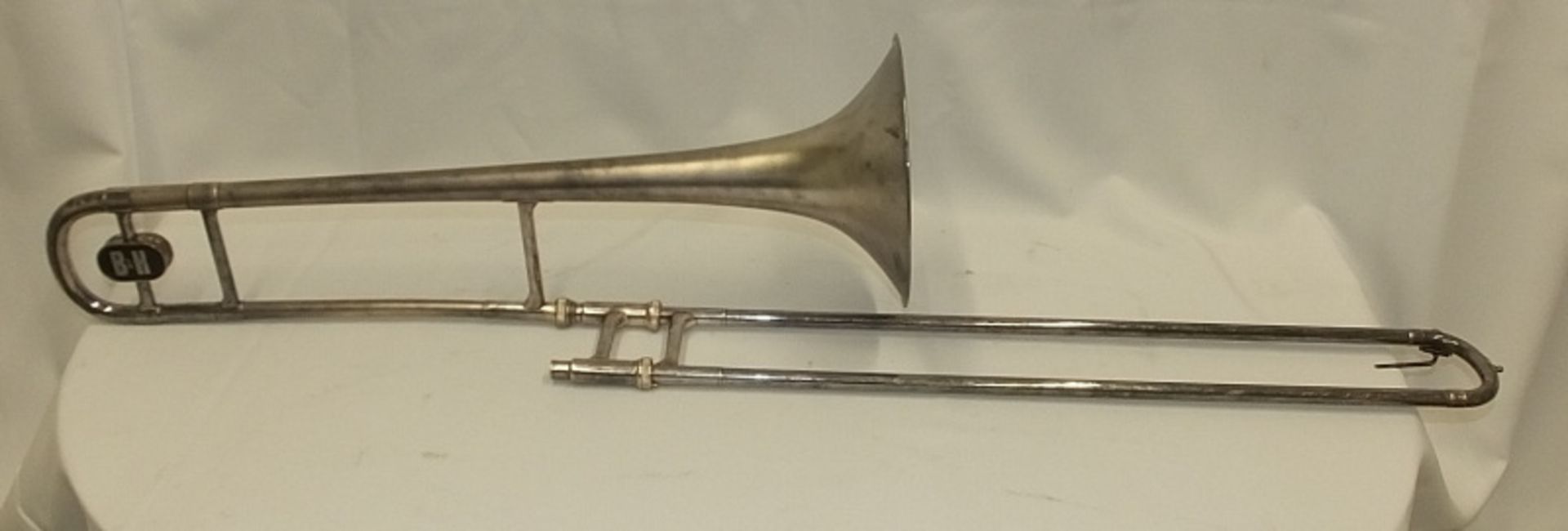 Boosey & Hawkes 636 Trombone in case - serial number 616559 - Please check photos carefully - Image 13 of 14