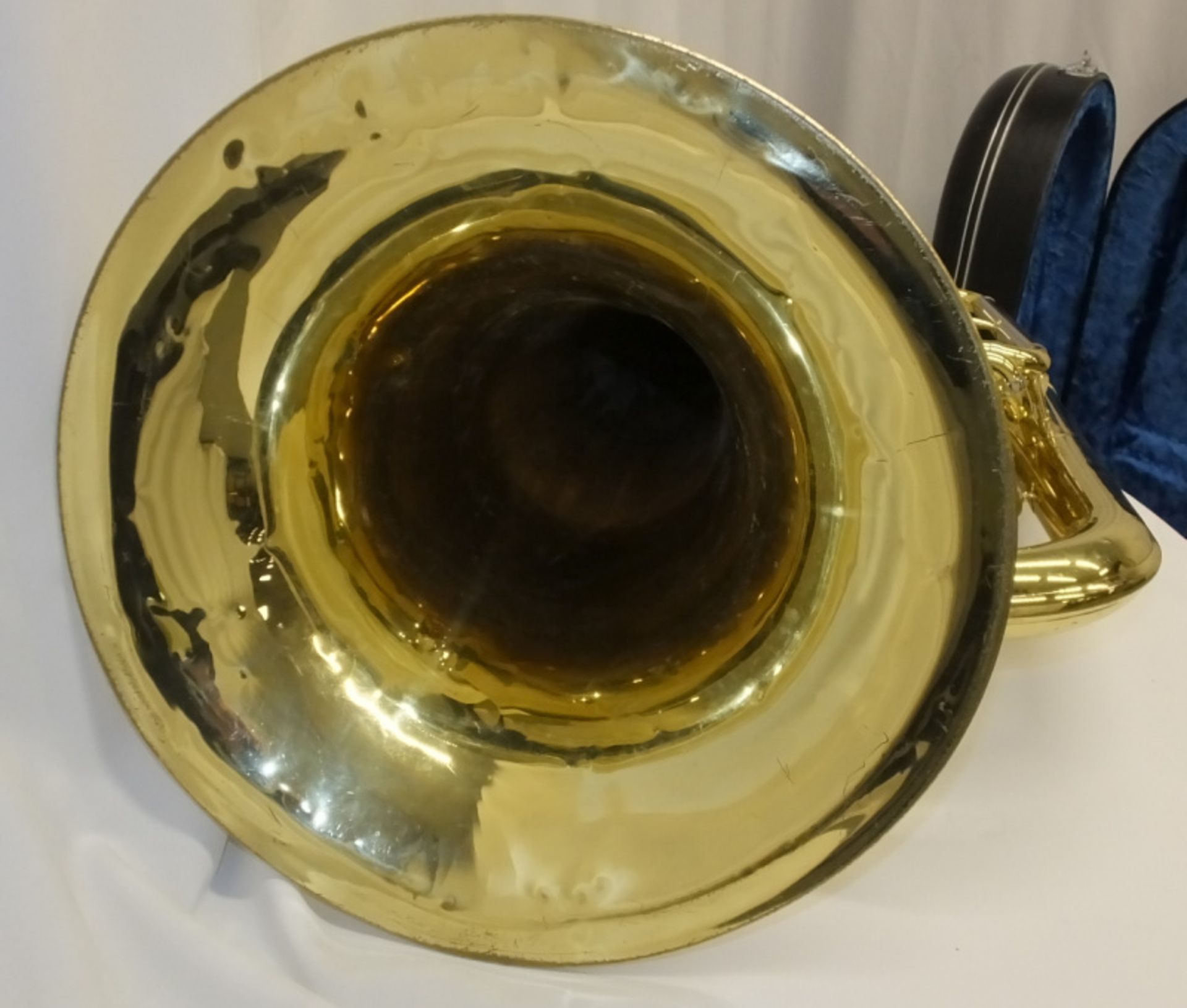 Yamaha YEB631 Tuba with 2x Denis Wick mouthpieces in case - Serial number 100357 - Image 6 of 23