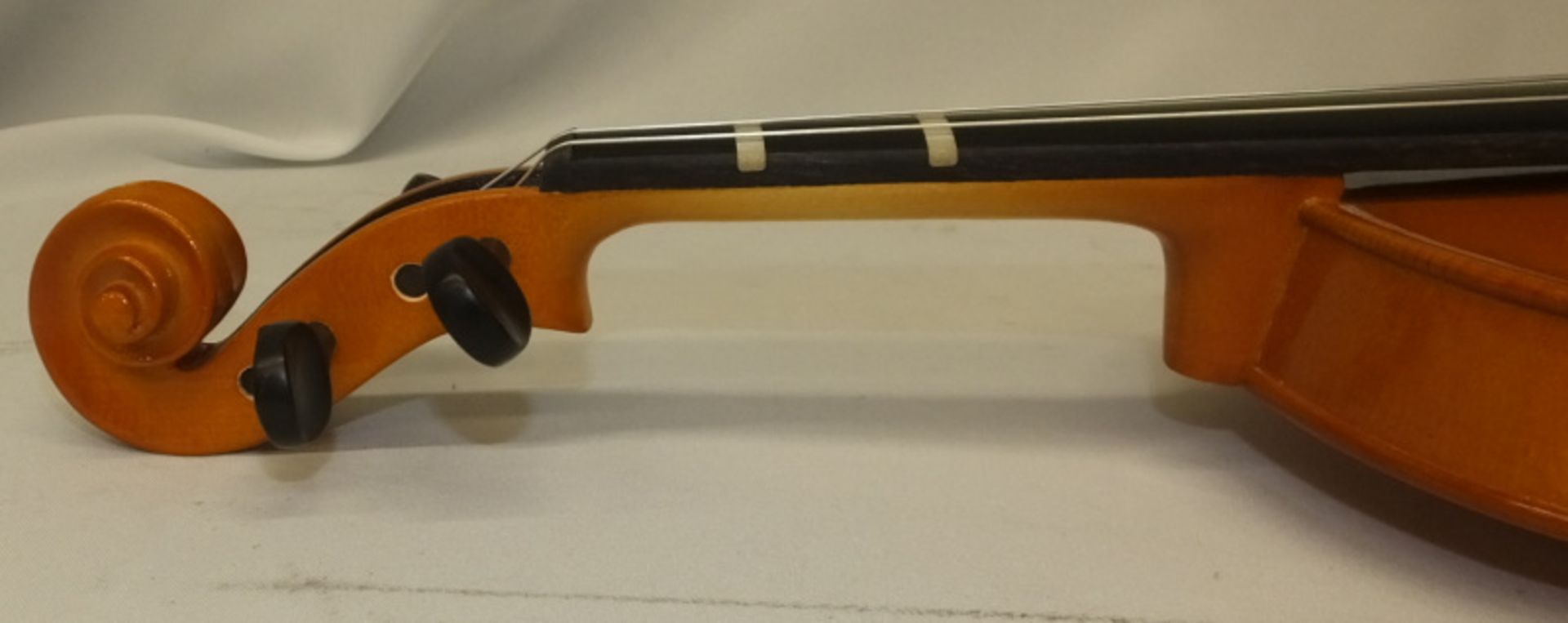 Andreas Zeller Violin (missing string) & Case - Please check photos carefully - Image 9 of 17