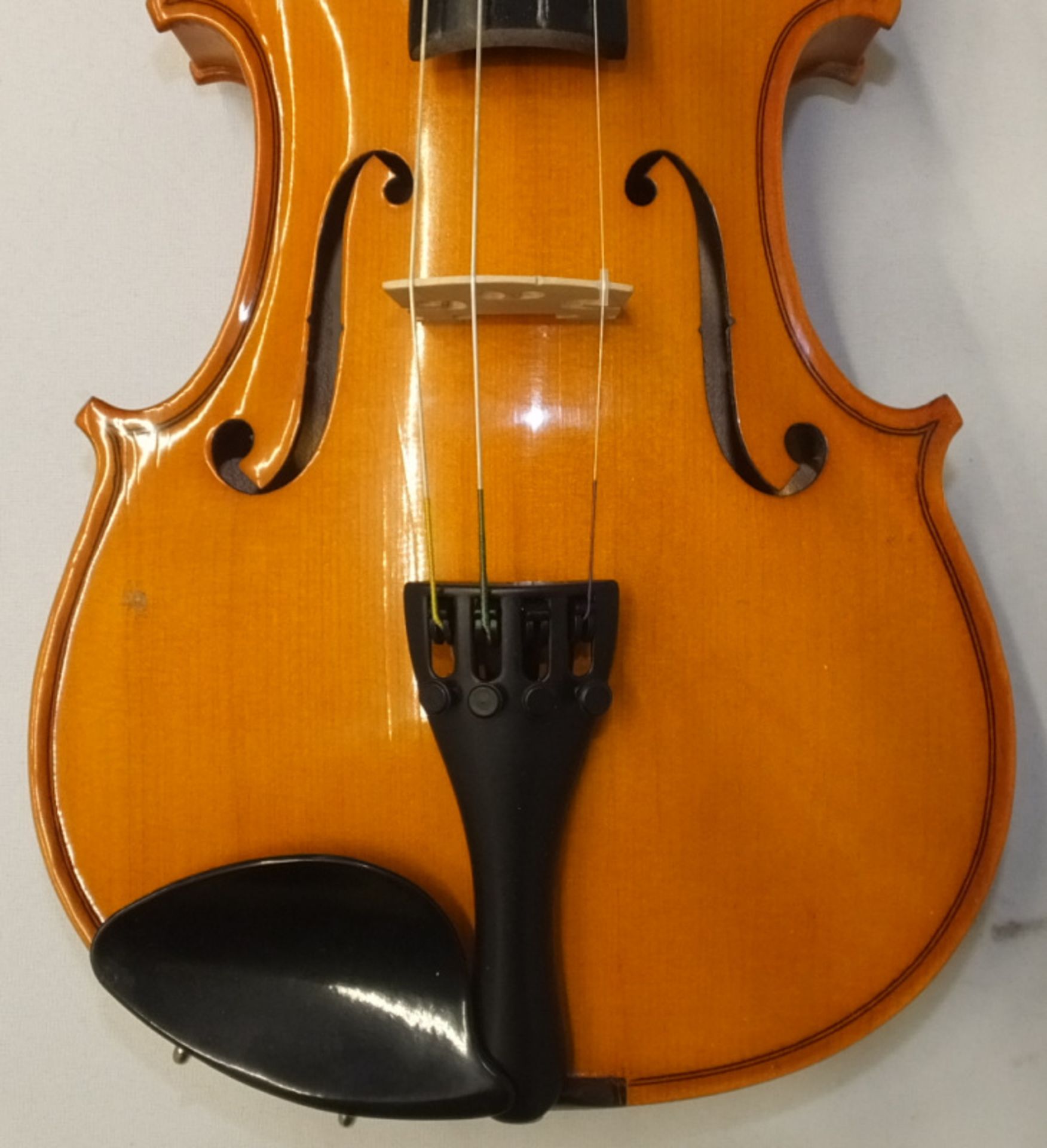 Andreas Zeller Violin (missing string) & Case - Please check photos carefully - Image 5 of 17